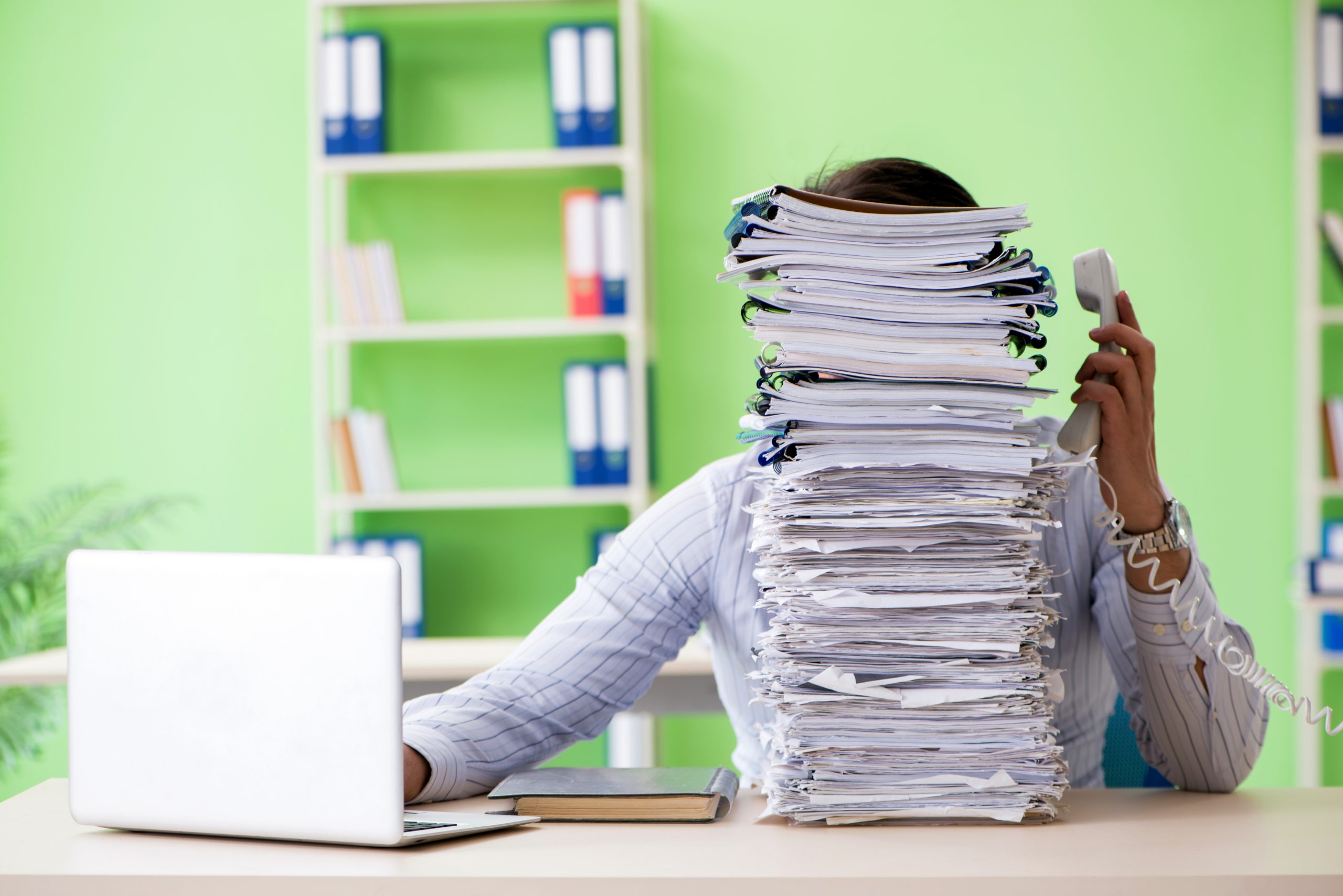 Read more about the article Professional Paralegals Help Attorneys get Ahead on Their Workload